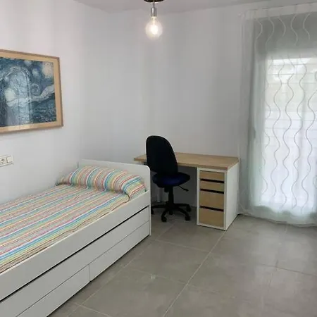 Apartment El Cantal. Maravilloso En Primera Linea De Playa Con Piscina. *